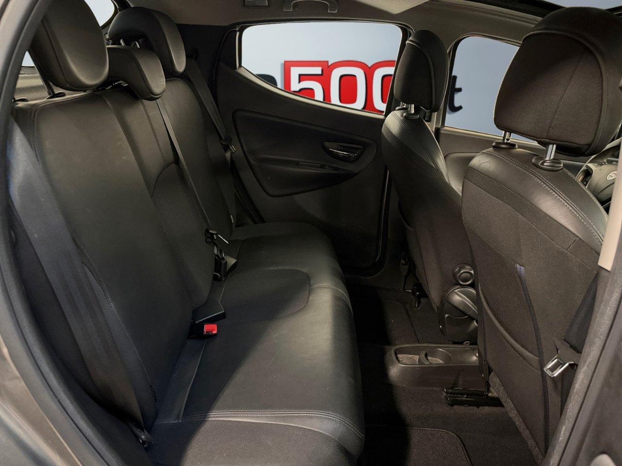 Lancia Ypsilon 5 Porte Ypsilon 1.2 8v Platinum s&s 69cv