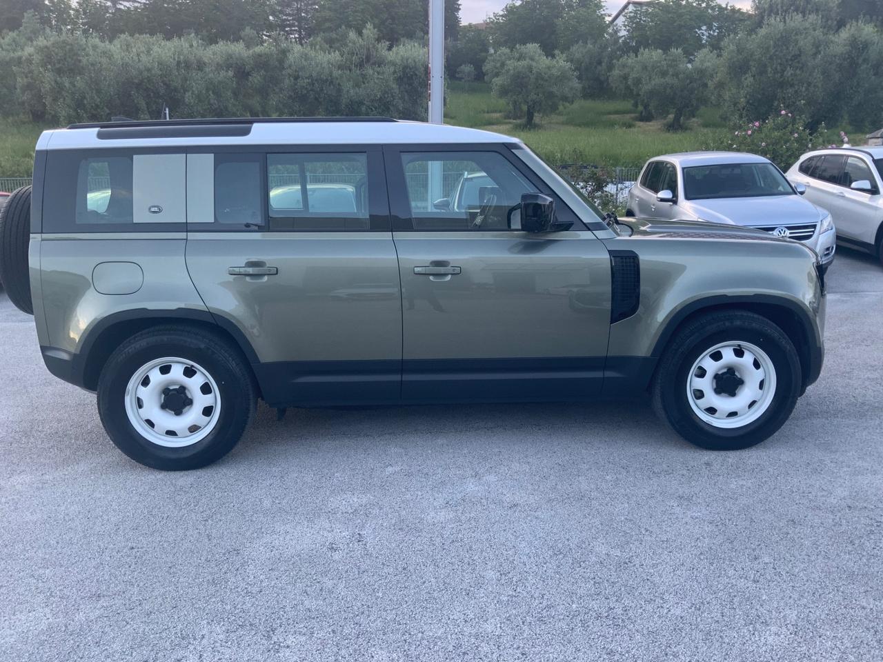 Land Rover Defender 110 3.0D I6 200 CV AWD Auto X-Dynamic SE IVA ESCLUSA
