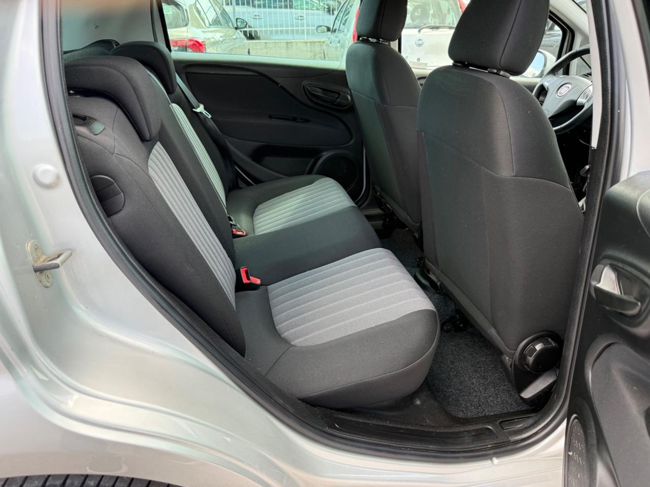 Fiat Punto 1.3 MJT II S&S 95 CV 5 porte Street