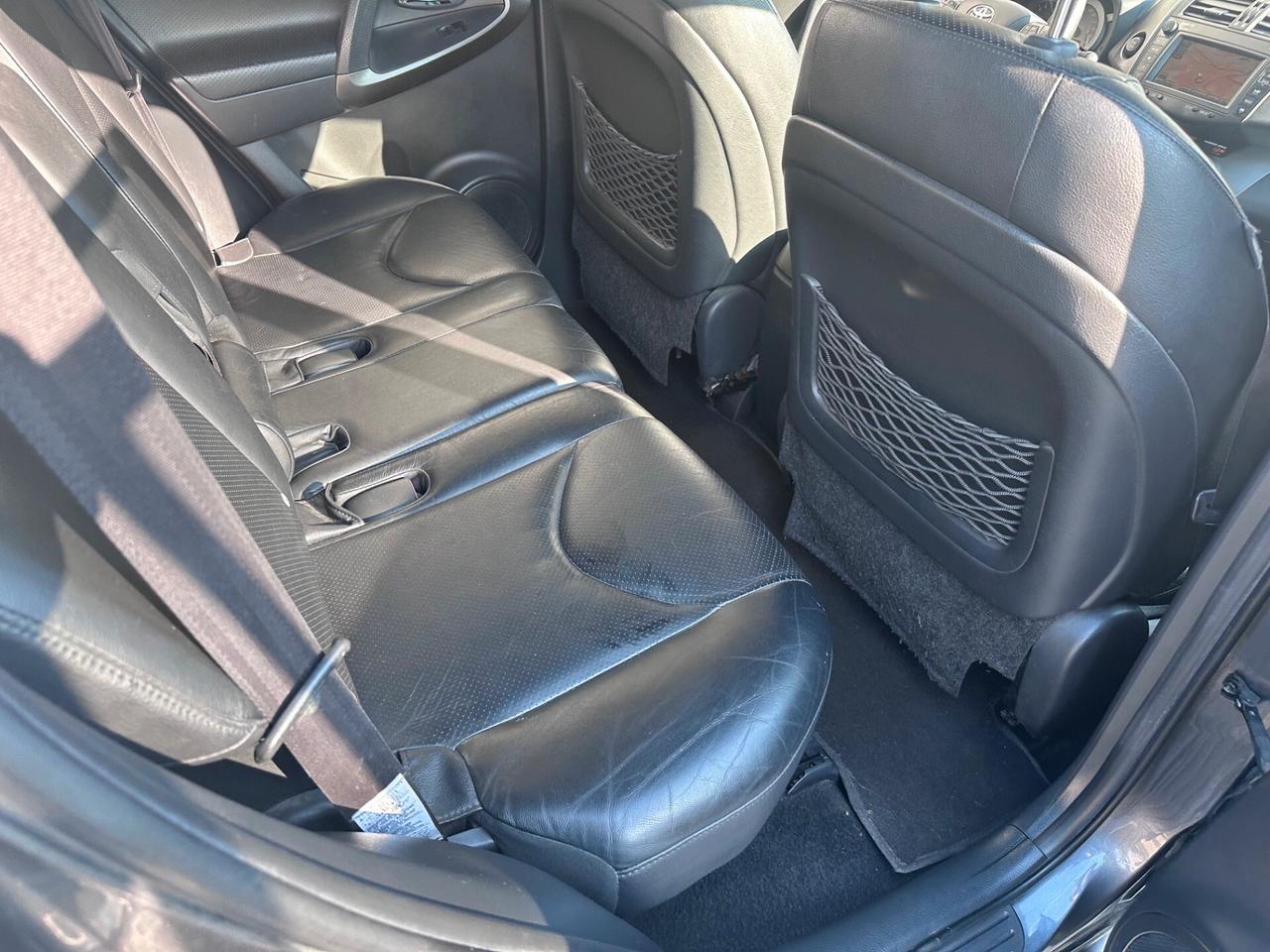 Toyota RAV 4 RAV4 2.0 MultidriveS Luxury