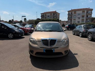 Lancia Ypsilon 1.4 NEOPATENTATI