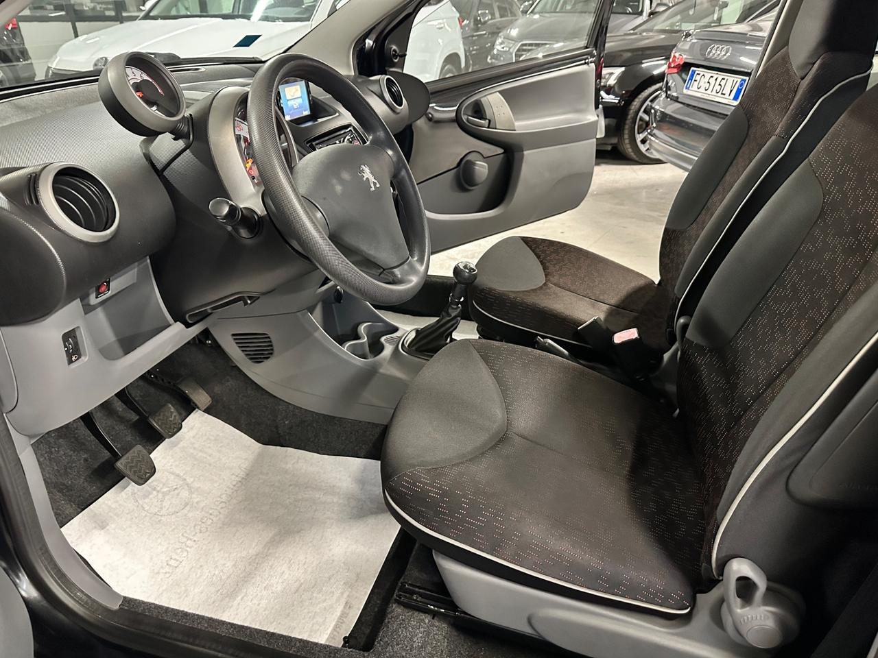 Peugeot 107 1.0 68CV 3p. Sweet Years