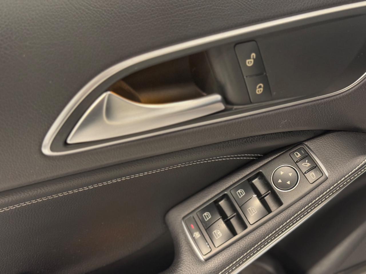 Mercedes-benz GLA 220 CDI Automatic 4Matic Premium