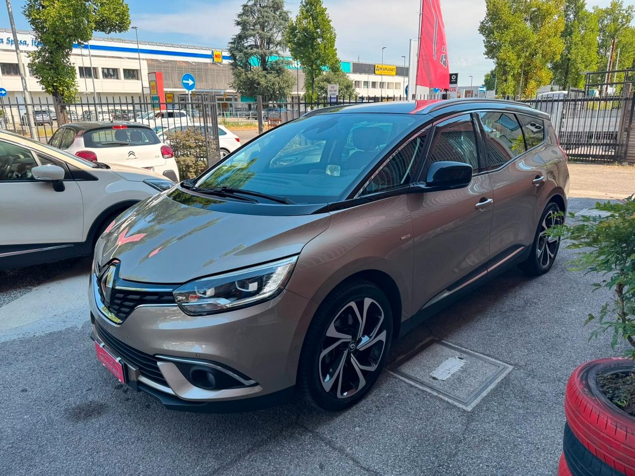 Renault Grand Scenic 1.6 dCi 160CV EDC Energy Bose