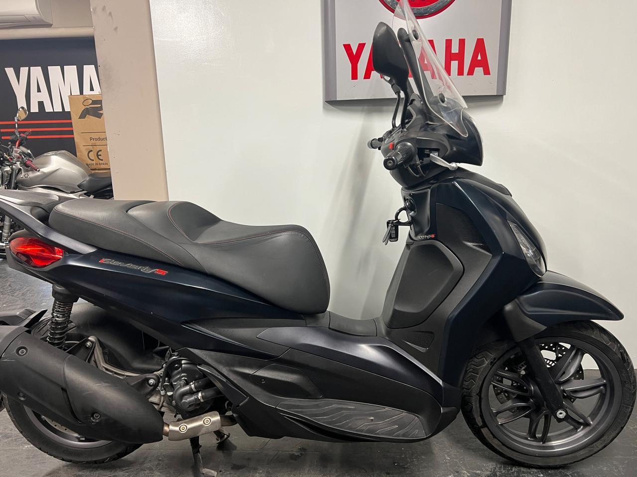 Piaggio Beverly 300 HP S