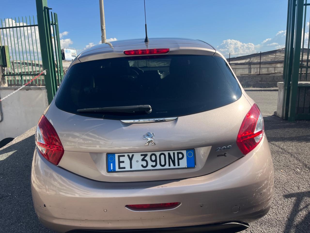 Peugeot 208 1.4 VTi 95 CV 5p. GPL Allure