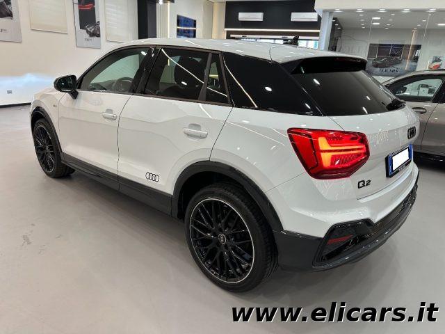 AUDI Q2 30 TDI S tronic Identity Black