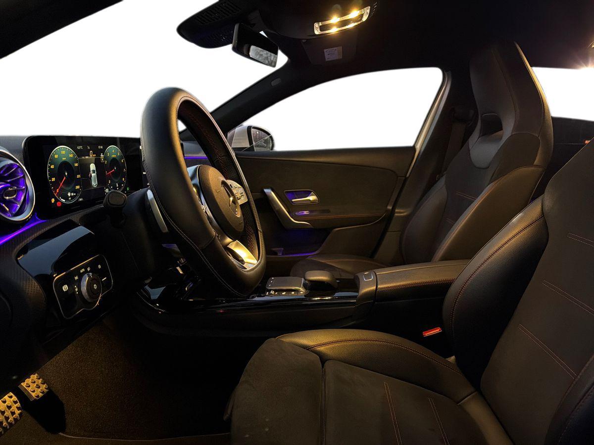 Mercedes-Benz A 180 Premium auto