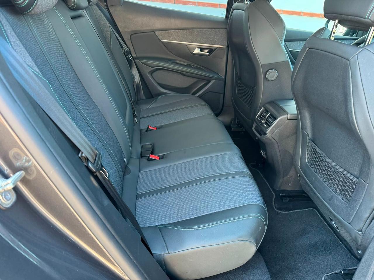 Peugeot 3008 1.5hdi Allure