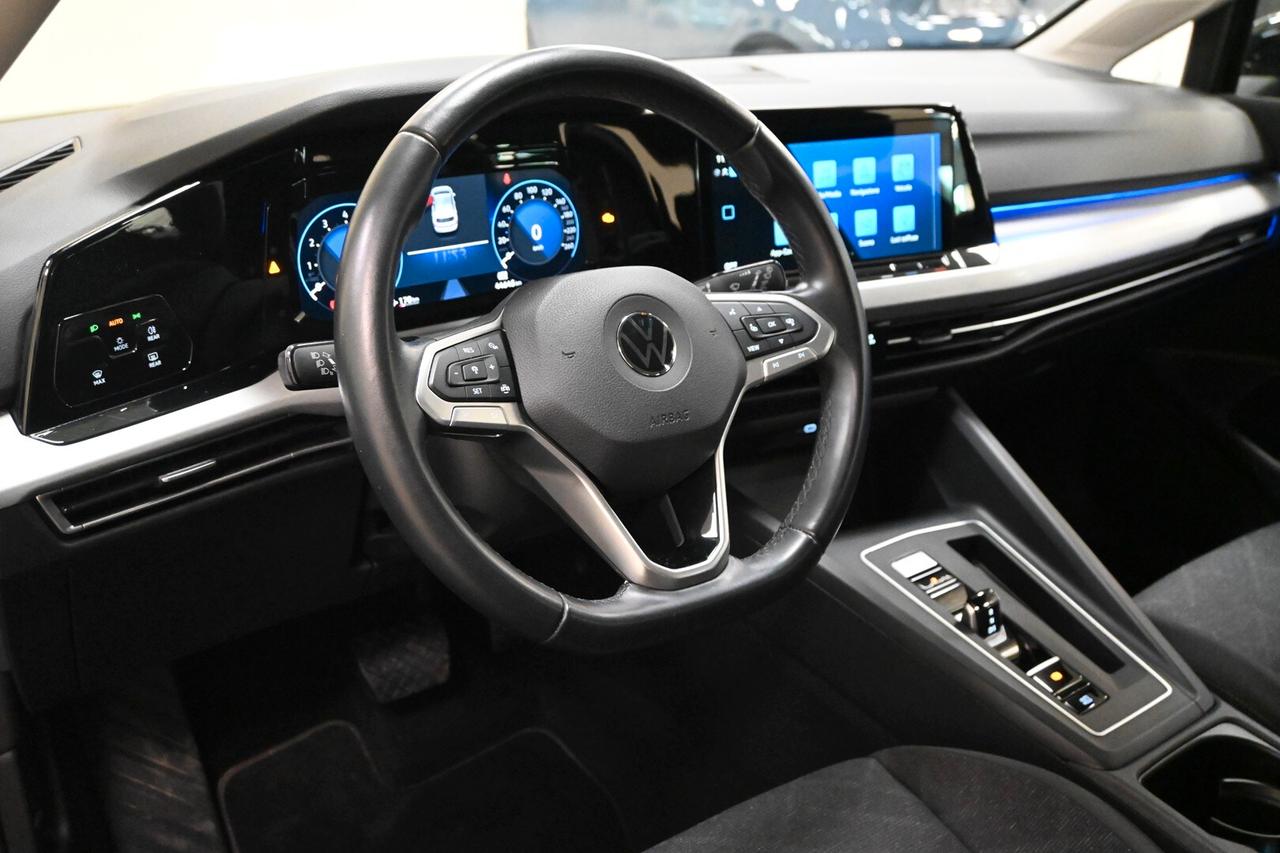 VOLKSWAGEN Golf 8ª serie Golf 1.0 eTSI EVO DSG...