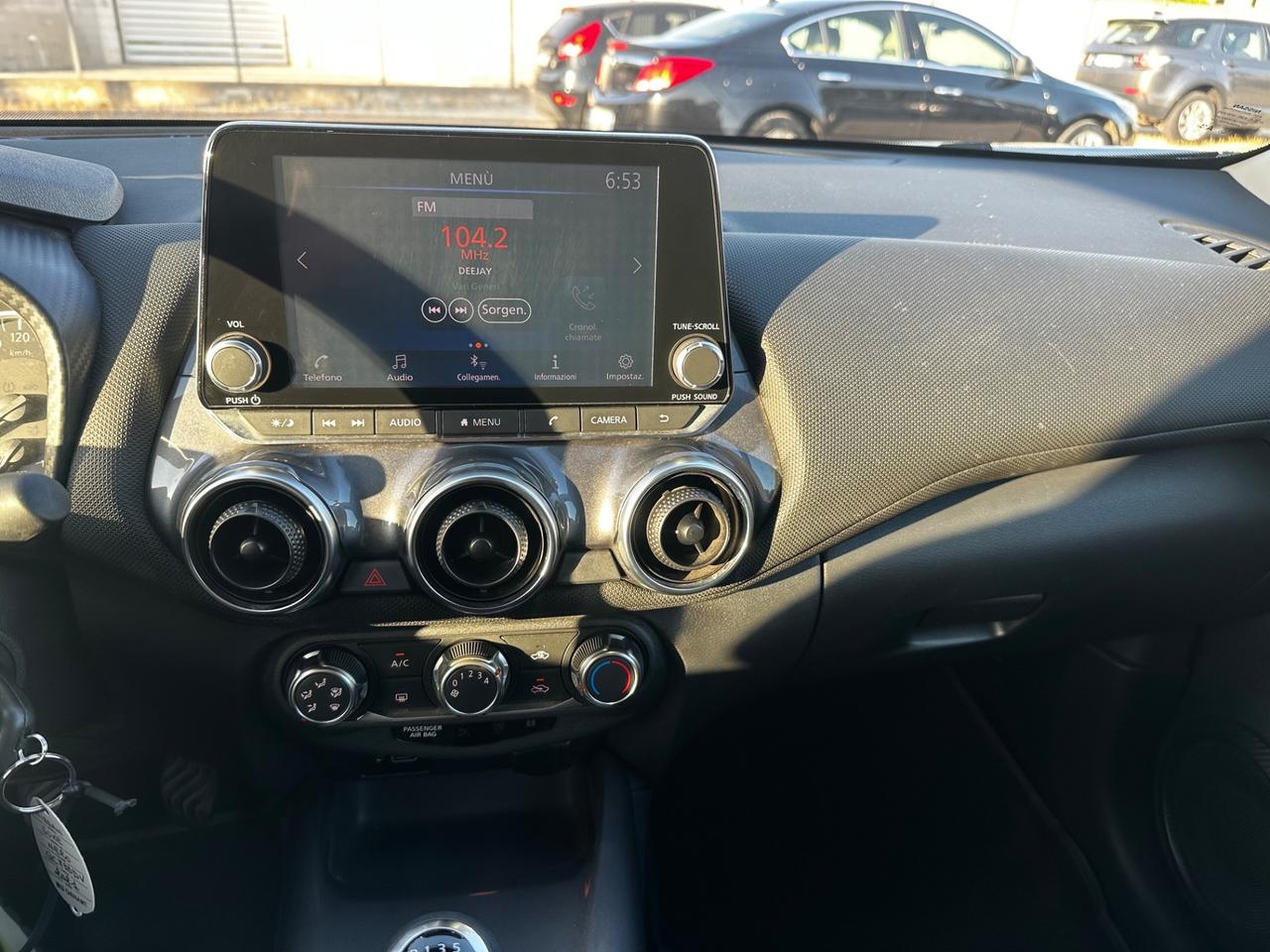 Nissan Juke 1.0 DIG-T 114 CV Tekna