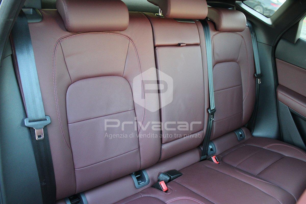 JAGUAR E-Pace 2.0D I4 163 CV AWD Auto R-Dynamic SE