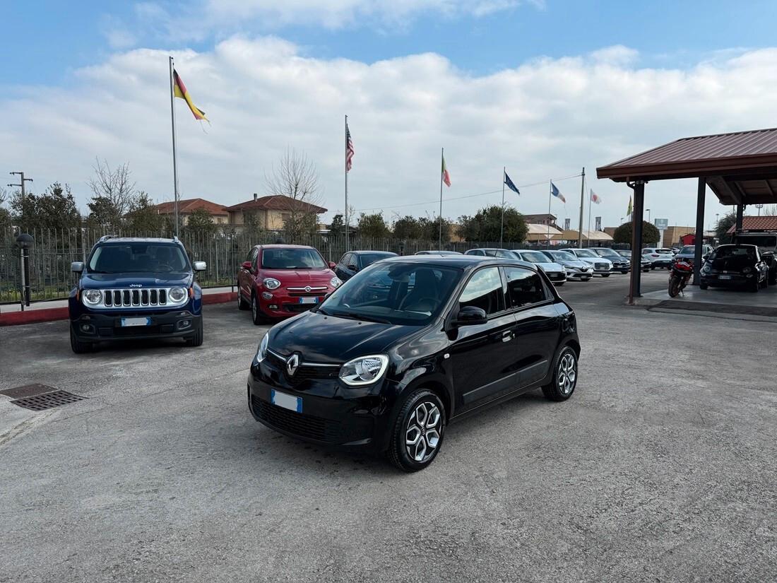 Renault Twingo SCe 65 CV Urban Night