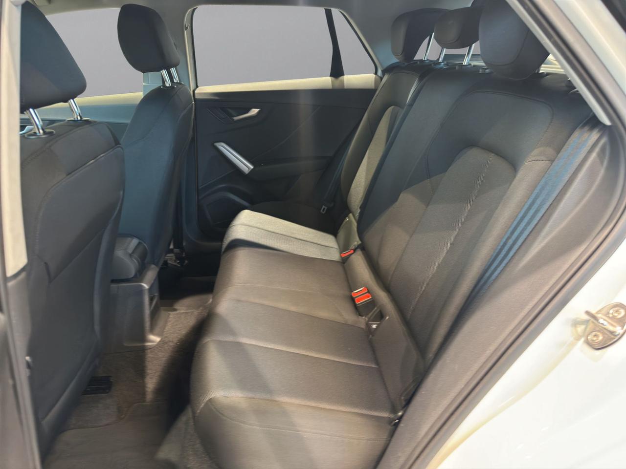Audi Q2 30 2.0 tdi Business s-tronic