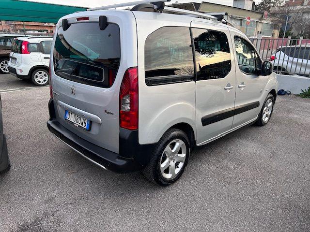 PEUGEOT Partner Tepee 1.6 HDi 110CV Outdoor