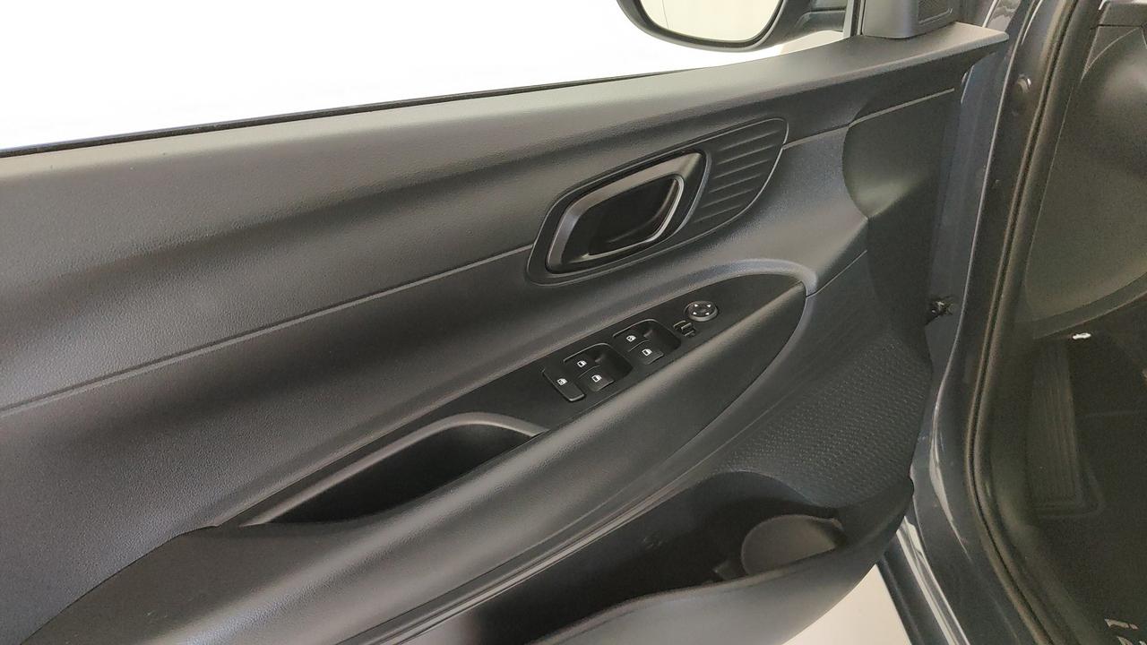 HYUNDAI i20 1.0 t-gdi 48V Connectline Led Pack imt