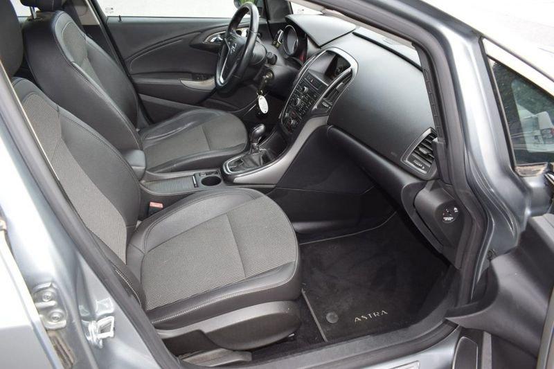 Opel Astra 1.7 CDTI 110CV Sports Tourer Cosmo