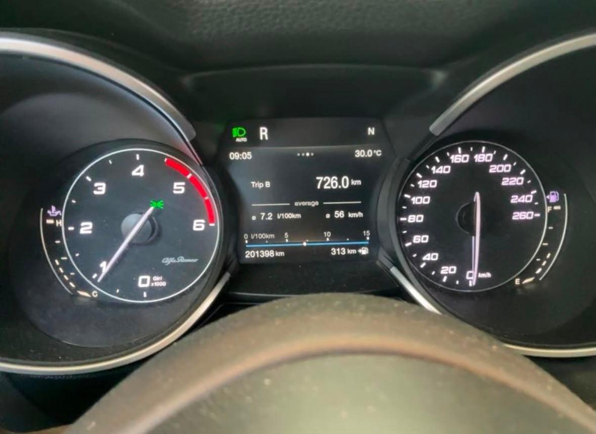 Alfa Romeo Stelvio 2.2 190 CV AT8 Q4 Business 10/2019