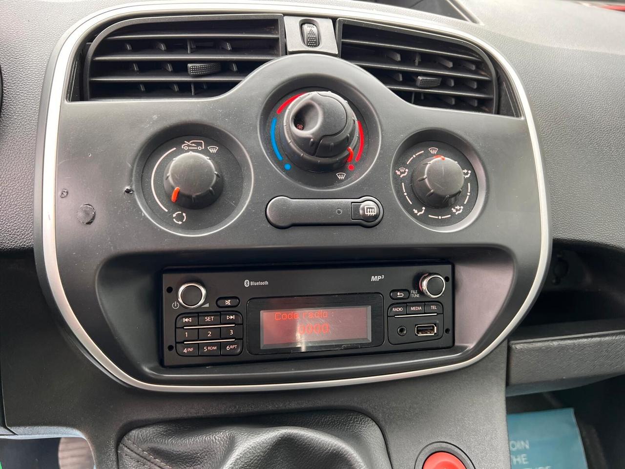 Renault Kangoo Blue dCi 8V 95CV Maxi Vetrato N1