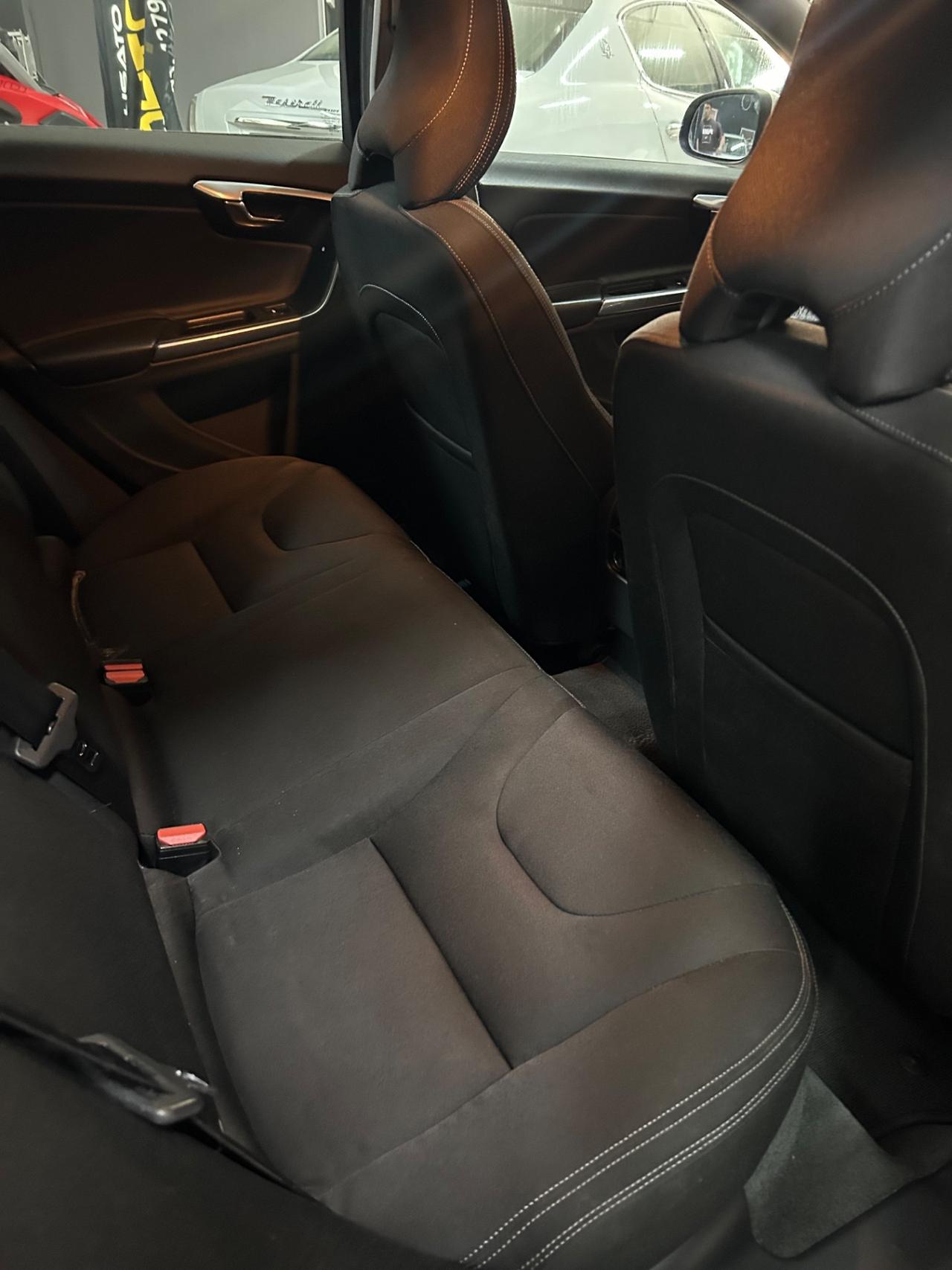 Volvo V60 D3 Geartronic Business