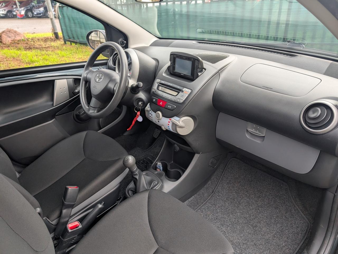 Toyota Aygo 1.0 12V VVT-i 3 porte Lounge Connect UNICO PROPR. TAGL. CERT.