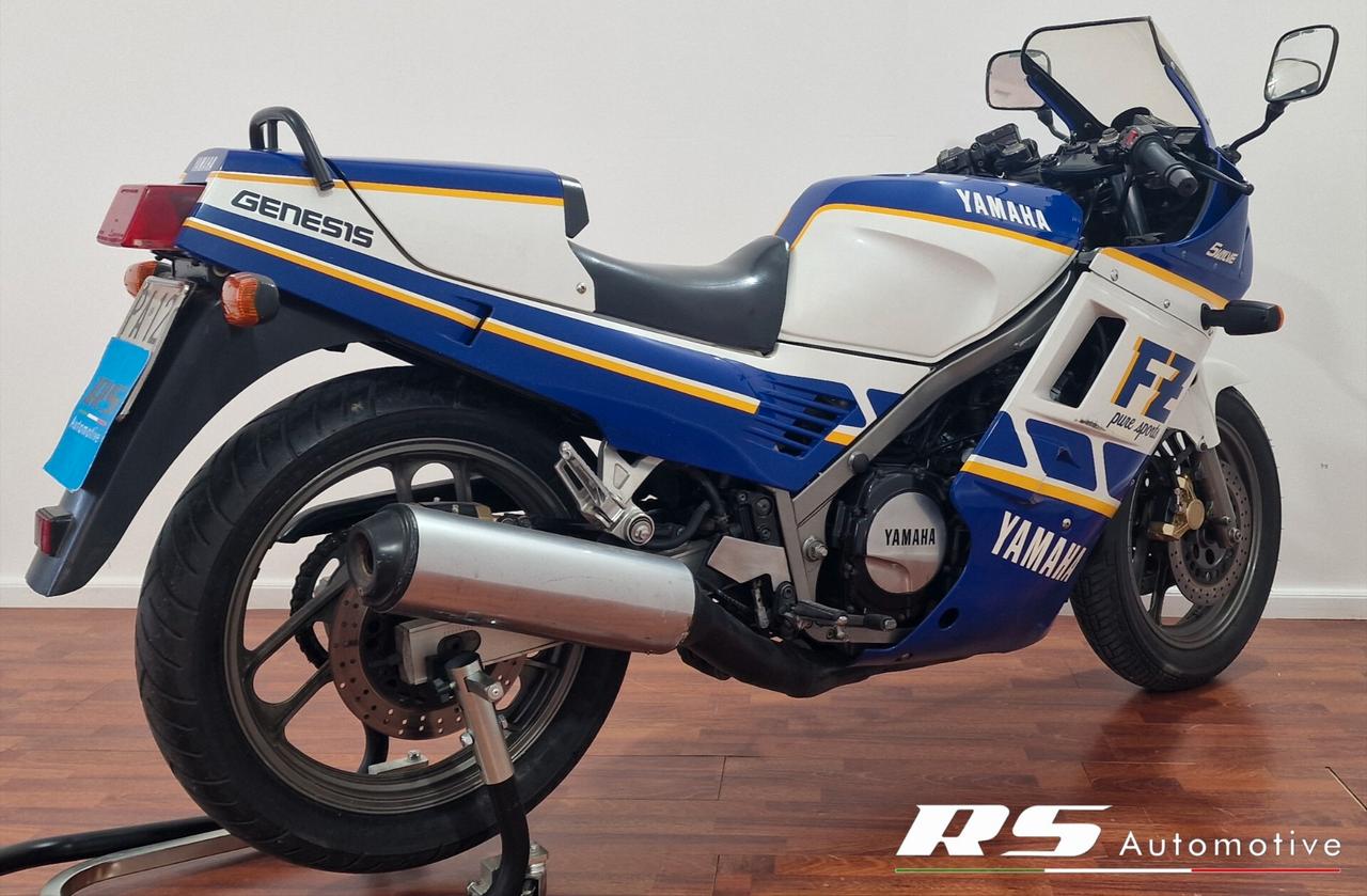 Yamaha FZ 750