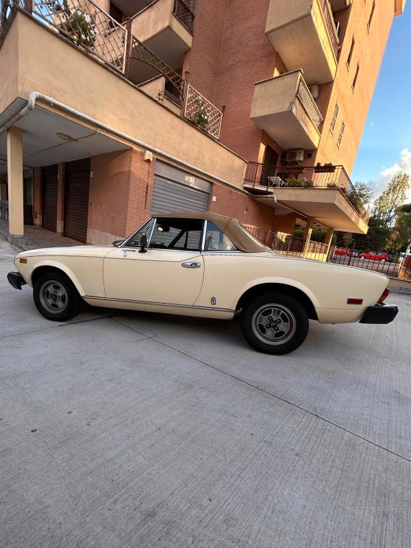 Fiat 124 Sport Spider 2.0 Modello America ASI