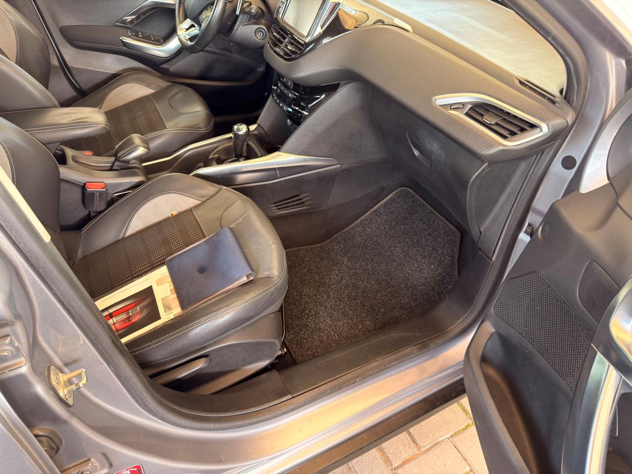 Peugeot 2008 Cambio Automatico KM 100.700