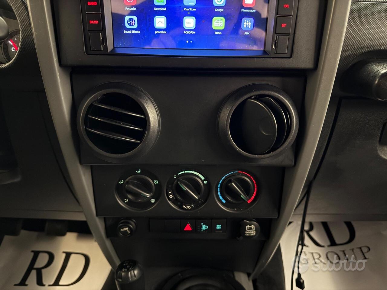 Jeep Wrangler 2.8 Unlimited CRD DPF Sport cabrio T