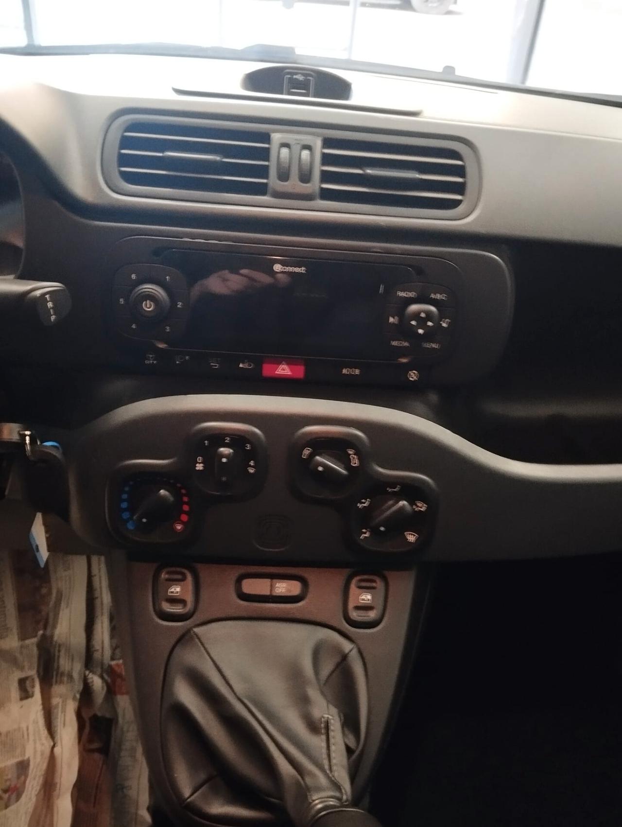 Fiat Panda 1.0 FireFly S&S Hybrid City Cross