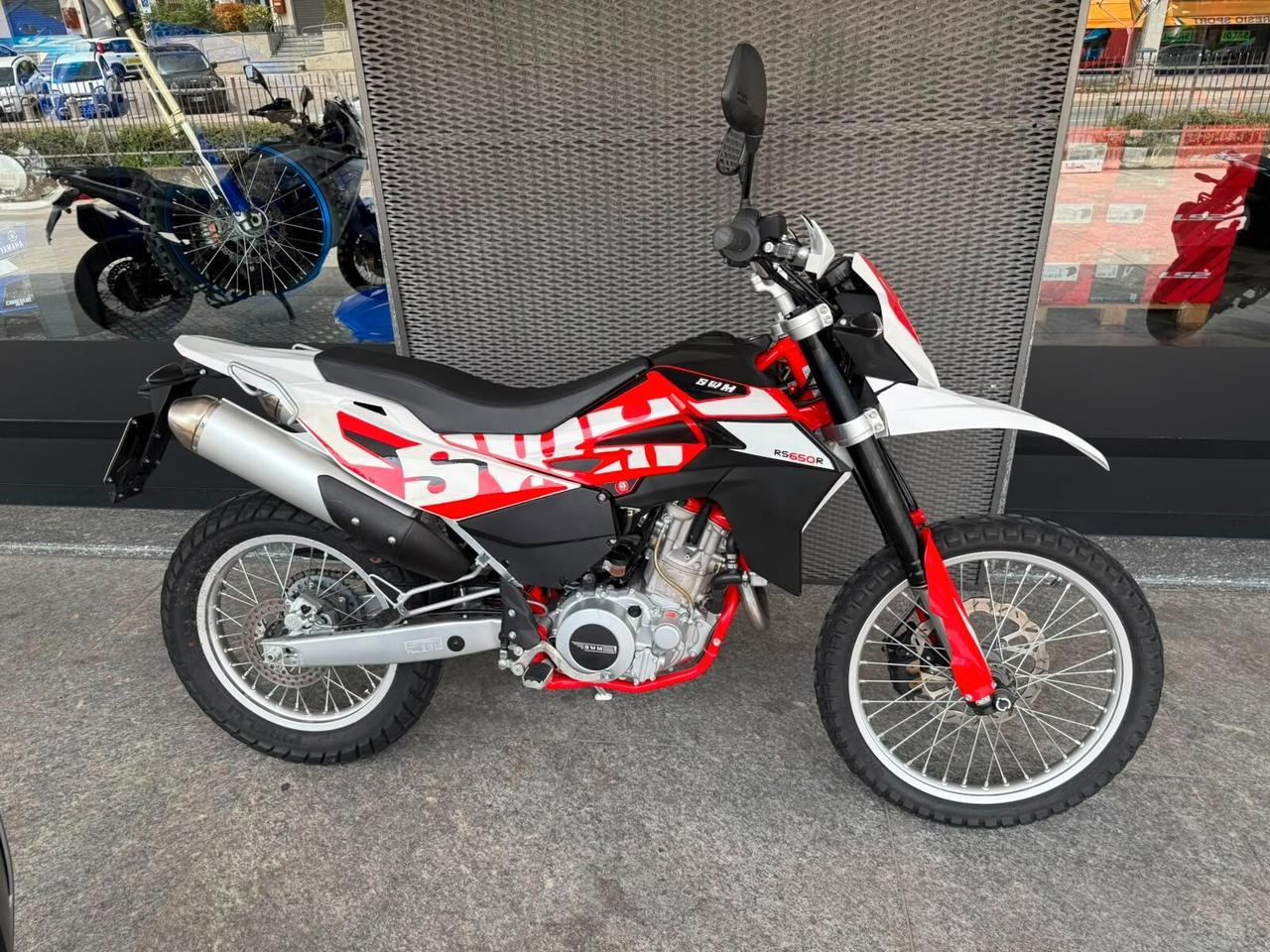 Swm RS 650 R