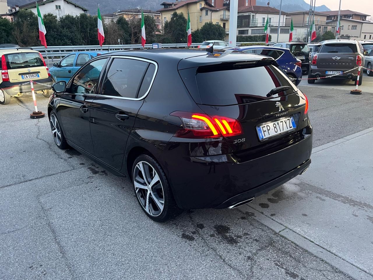 PEUGEOT 308 - GT LINE
