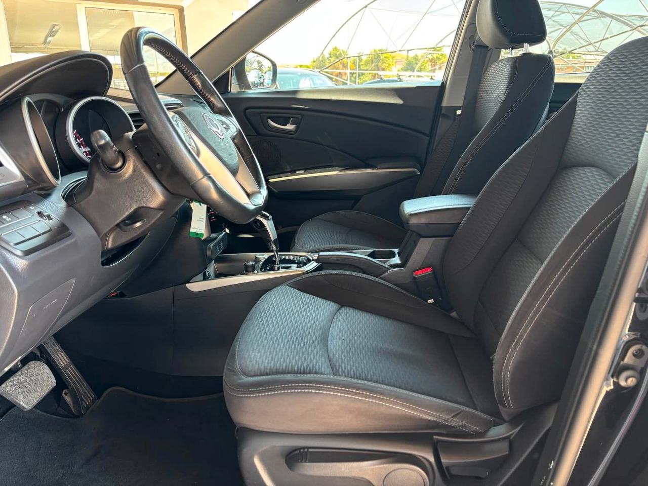 SsangYong Tivoli 1.6 EXCLUSIVE 2WD AUTO