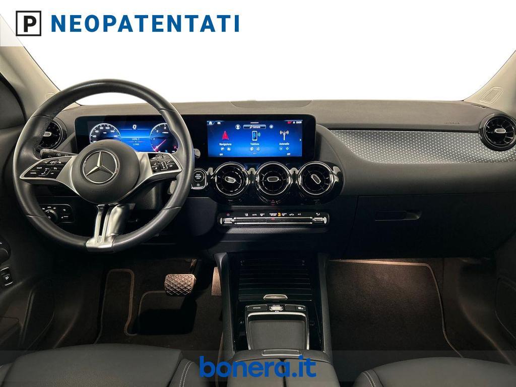 Mercedes GLA 180 180 D Advanced 8G-DCT