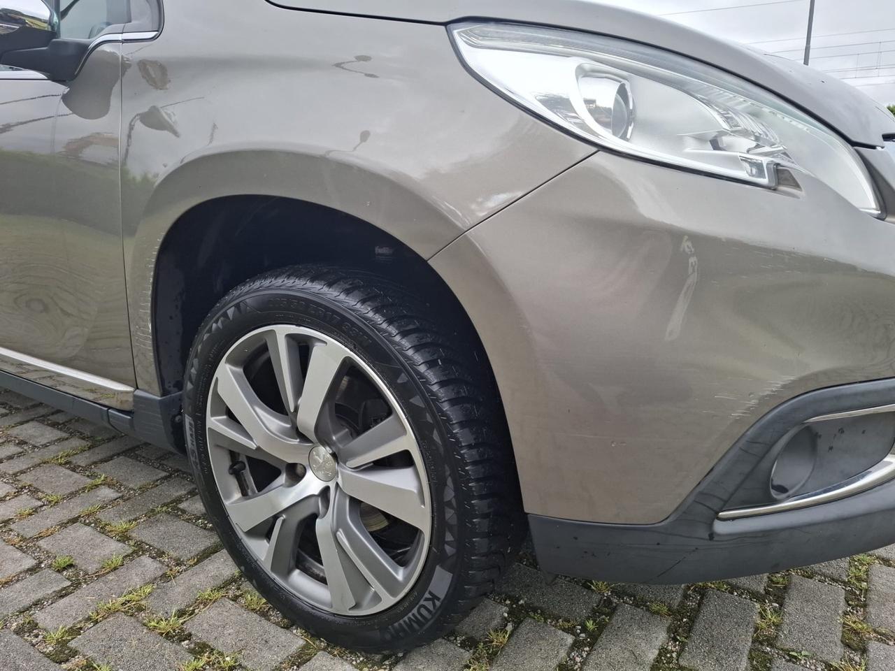 Peugeot 2008 1.6 e-HDi 115 CV Stop&Start Allure