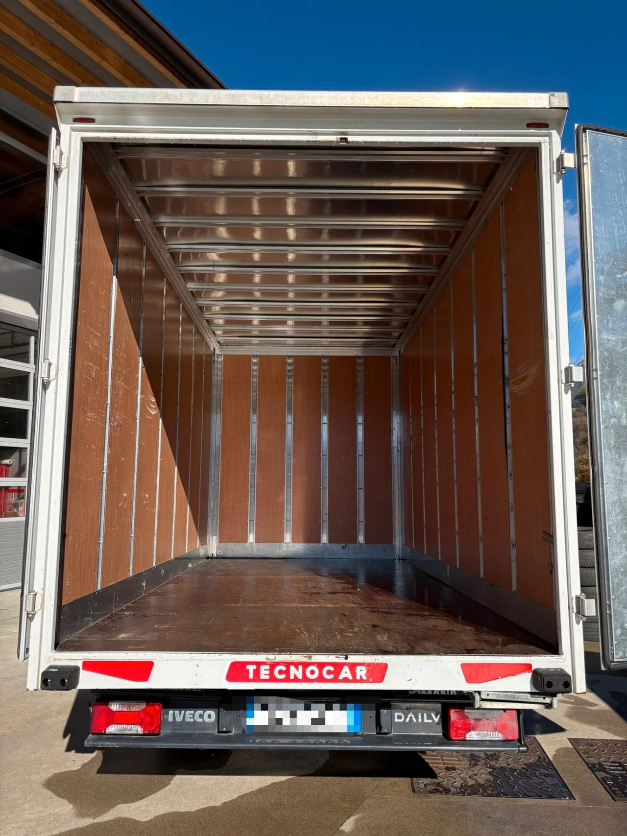 Iveco daily cab 35c14 3750 2.3 136cv - 2021