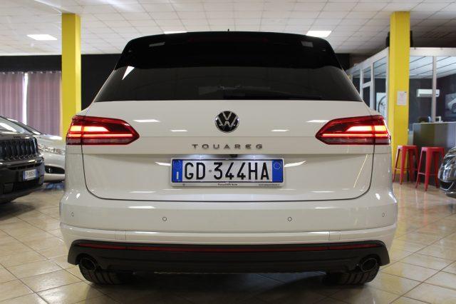VOLKSWAGEN Touareg 3.0 V6 TDI "Km E SERVICE CERTIFICATI VOLKSWAGEN"