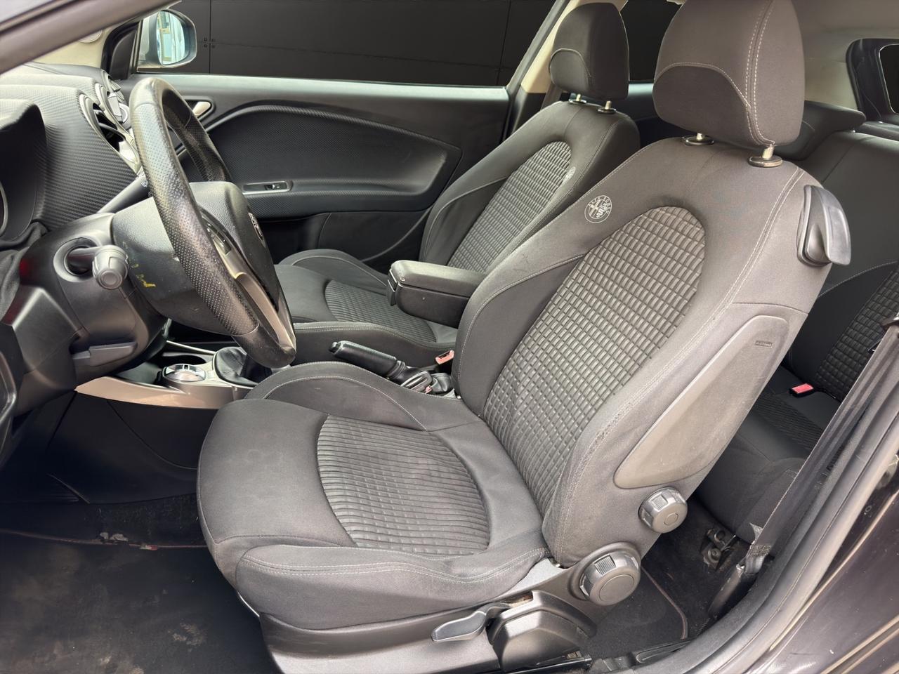 Alfa Romeo MiTo - 1.4 tb m.air Distinctive premium pack 135cv