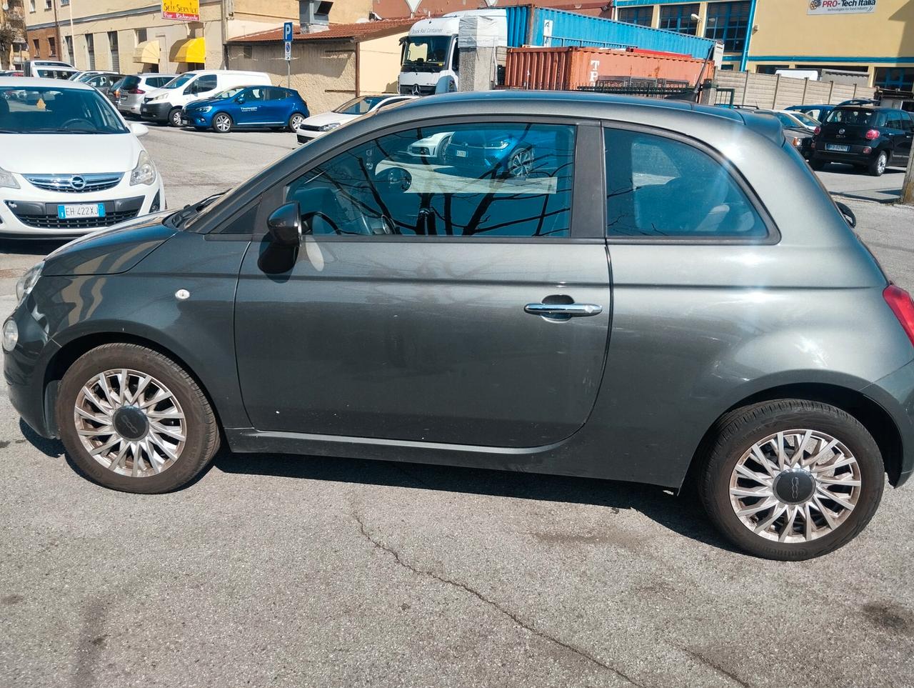Fiat 500 1.0 Hybrid Rockstar
