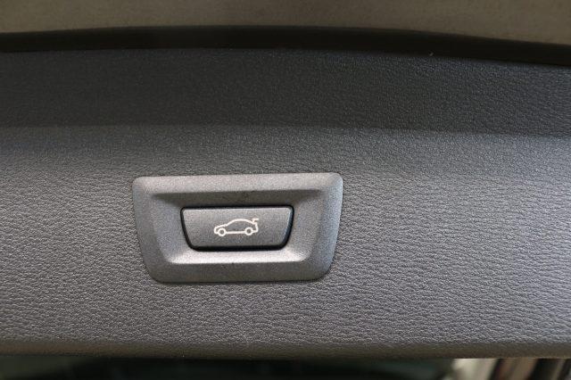 BMW X1 sDrive18d xLine PLUS AUTO