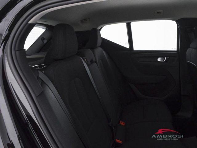 VOLVO XC40 T4 Recharge Plug-in Hybrid automatico Essential 21