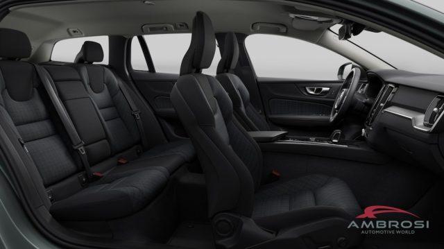 VOLVO V60 B4 Mild hybrid Benzina Core