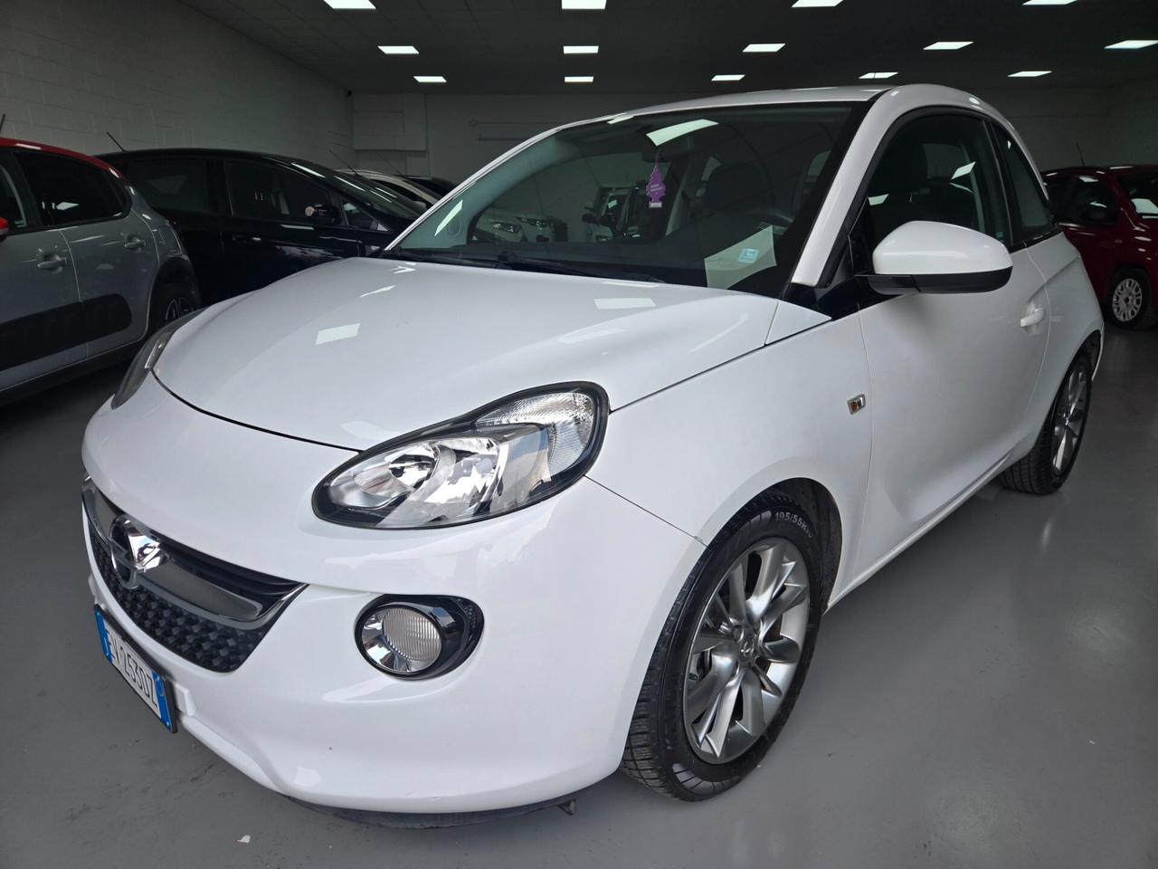 Opel Adam 1.2 70 CV