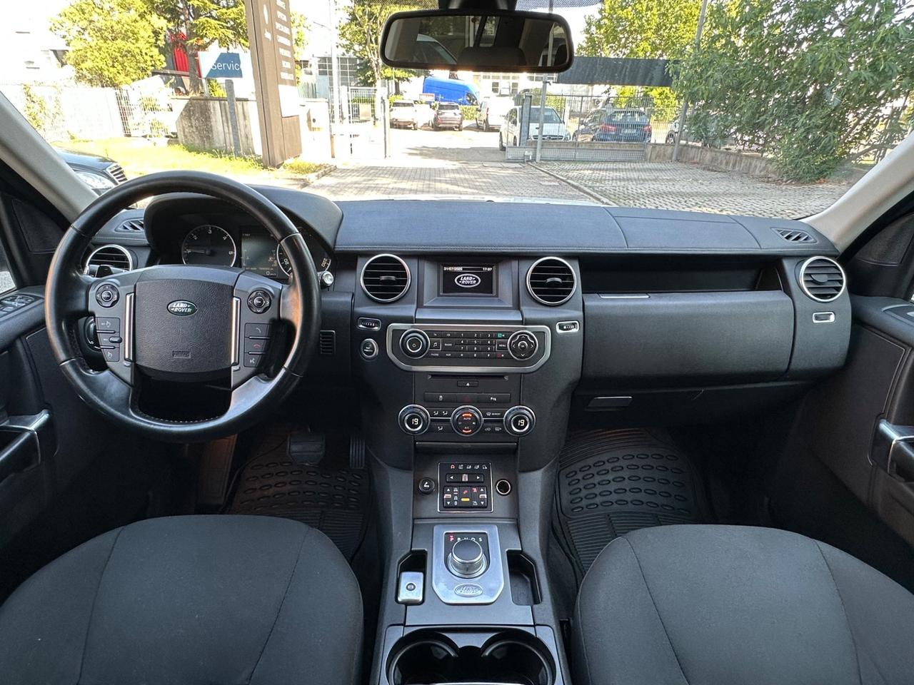 Land Rover Discovery 4 3.0 TDV6 211CV S 7 POSTI