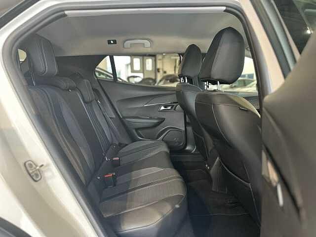 Peugeot 2008 BlueHDi 110 S&S Allure Pack