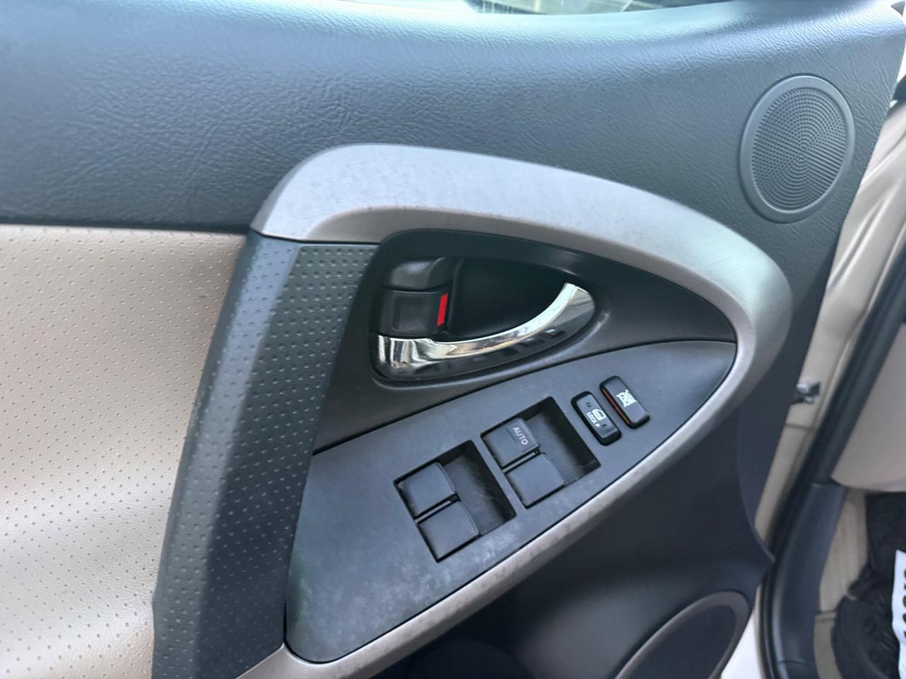 Toyota RAV 4 2.0 Benzina 152 Cv Automatica