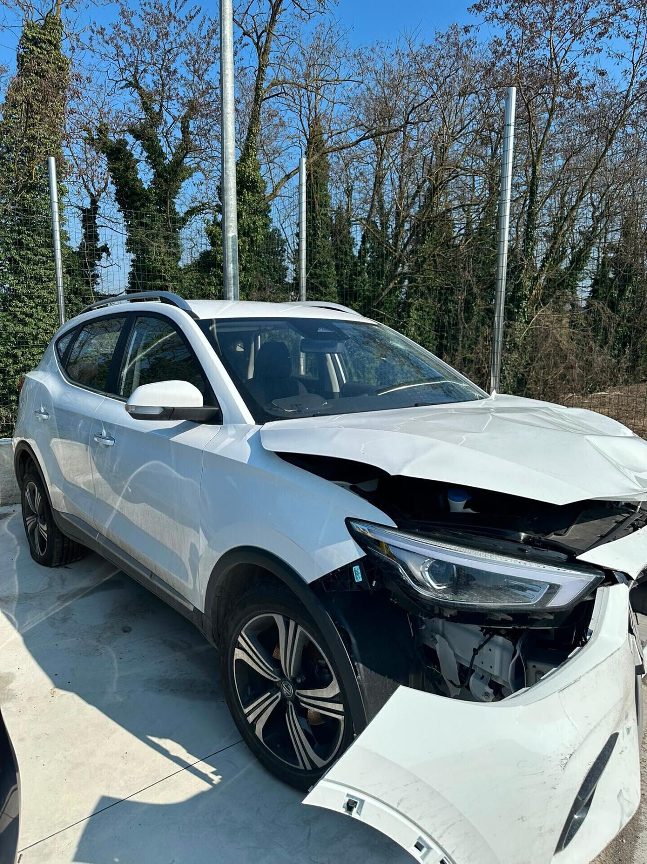 Mg ZS 1.5 VTi-tech Luxury INCIDENTATA