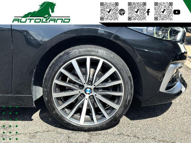 BMW 118 d 5p. Luxury150 CV Cerchio18"Pack Manutenzioni