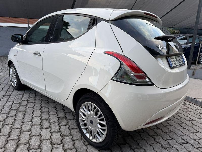 Lancia Ypsilon 1.2 Gold 69cv IDONEA NEOPATENTATI RESTYLING