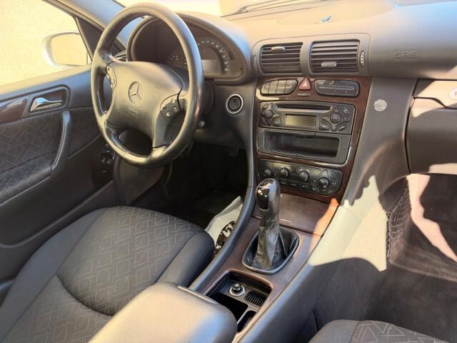 Mercedes-benz C 200 UNICO PROPRIETARIO
